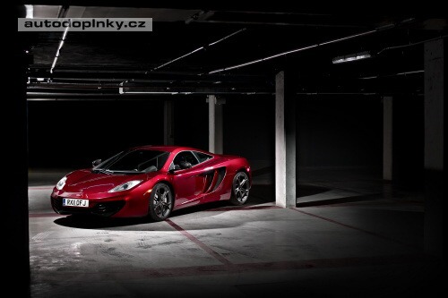 McLaren MP4-12C s vylep�en�mi