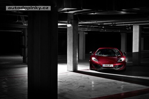 McLaren MP4-12C s vylep�en�mi