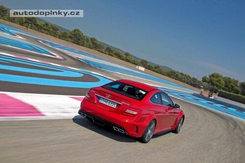 CLK se vrac� - C63 Coupe
