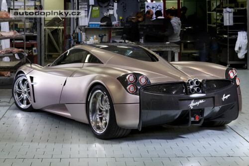 Pagani Huayra p�ich�z�