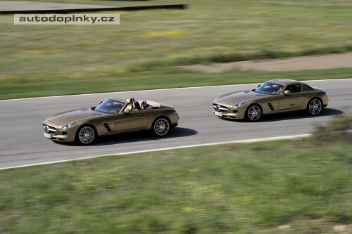 SLS AMG bez st�echy ofici�ln�