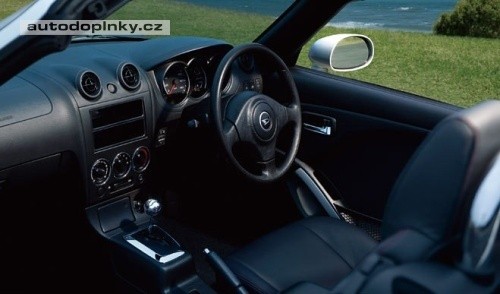 Daihatsu Copen kon��