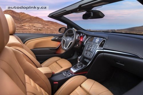 Opel Cascada � nov� kabriolet