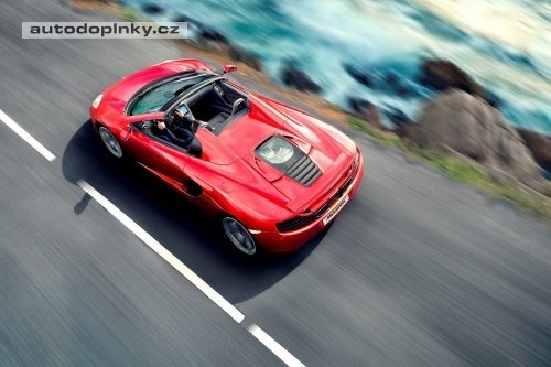 McLaren odhodil klobouk