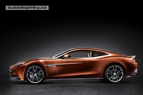Aston Martin Vanquish m�sto DBS