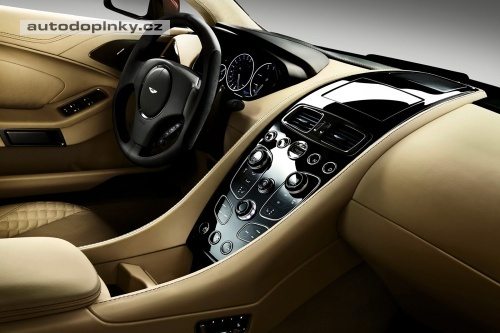Aston Martin Vanquish m�sto DBS