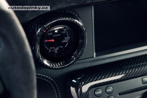 Temn� SLS AMG od Kicherera