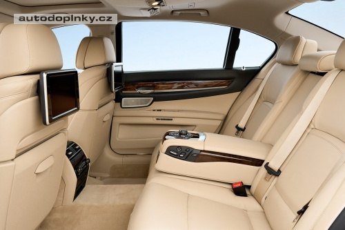 BMW 7 po faceliftu