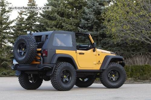 Jeep chyst� �est velikono�n�ch model�
