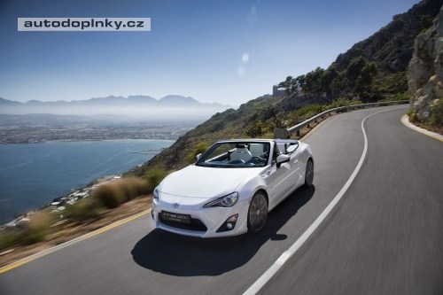 Toyota FT-86 shod� st�echu
