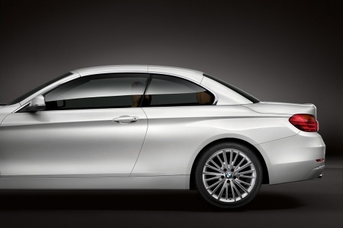 BMW chyst� 4 Convertible