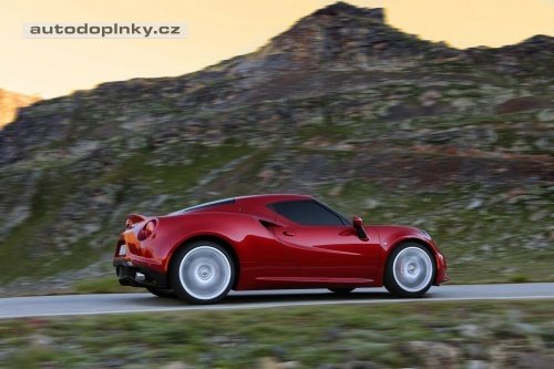 Alfa Romeo 4C jde do v�roby
