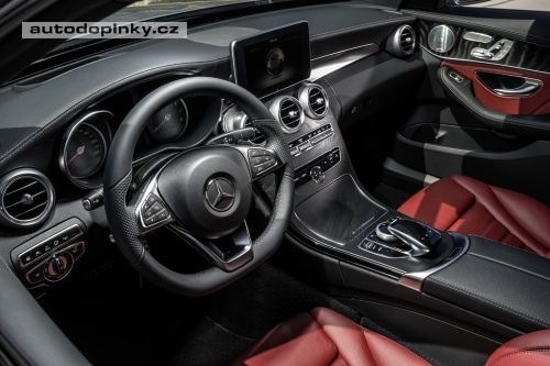 Mercedes-Benz t��dy C v nov�m