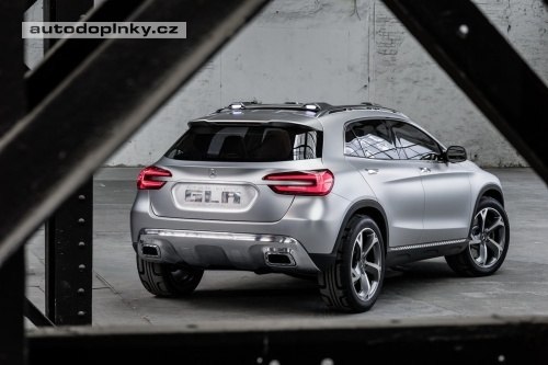 Mercedes GLA crossover
