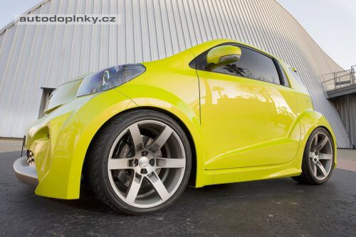 Tuningov� Scion iQ