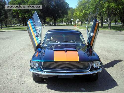 Ok��dlen� Mustang