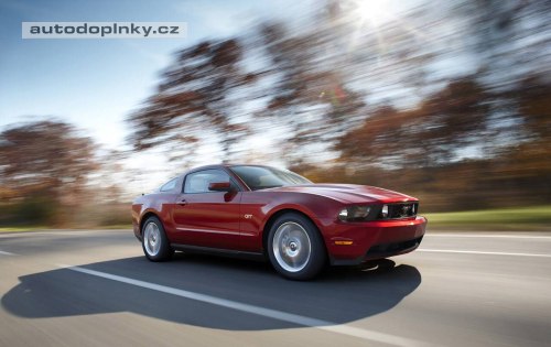 Ford Mustang 2010 odhalen