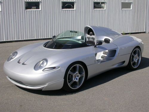 W3 Triposto na bázi Porsche 911