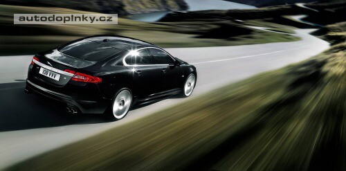 Jaguar představuje XFR