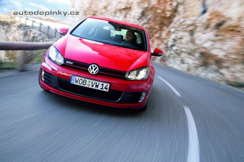 VW Golf GTI - oficiální fotky