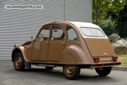 Luxusní tuning Citroënu 2CV
