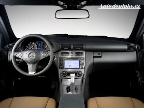 Mercedes CLC oficiálně