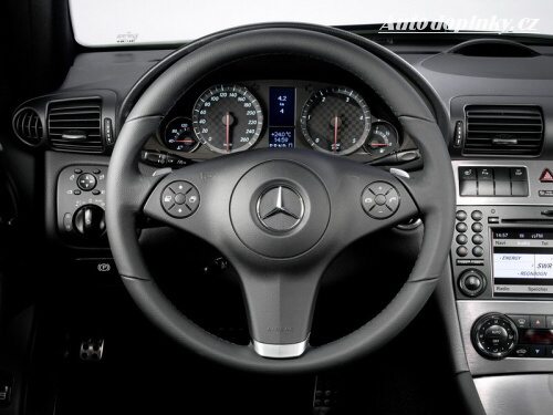Mercedes CLC oficiálně