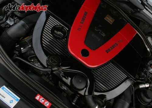 Brabus dvanáctiválec T13