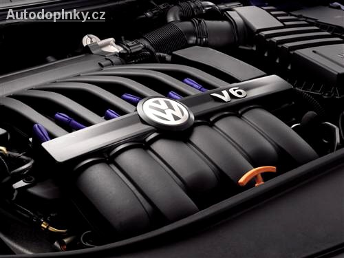 Passat R36 oficiálně